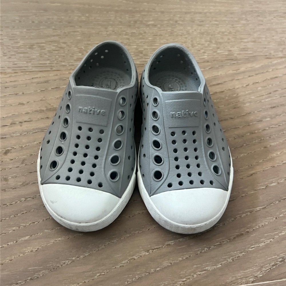 Toddler 5C Native Gray Perforated Slip-Ons with White Toe